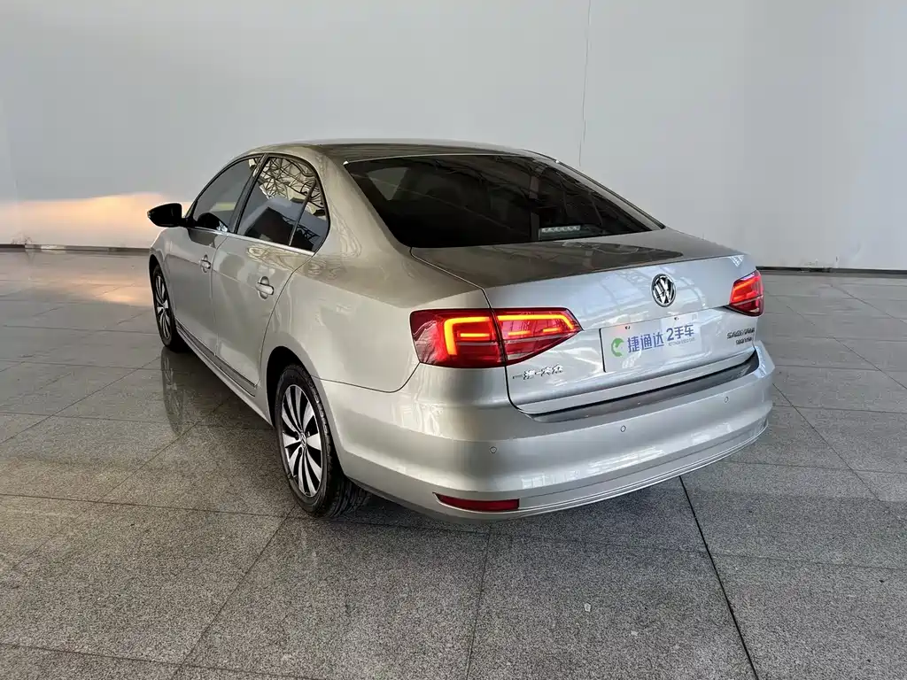 Volkswagen Sagitar — миниатюра 11