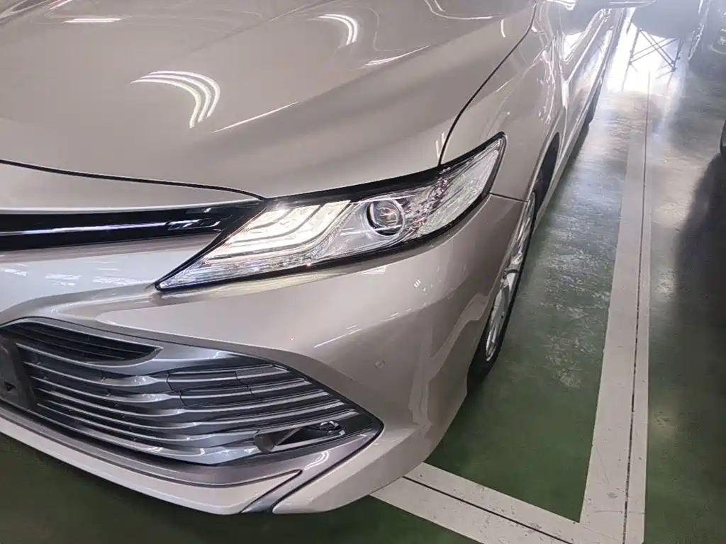 Toyota Camry — миниатюра 24