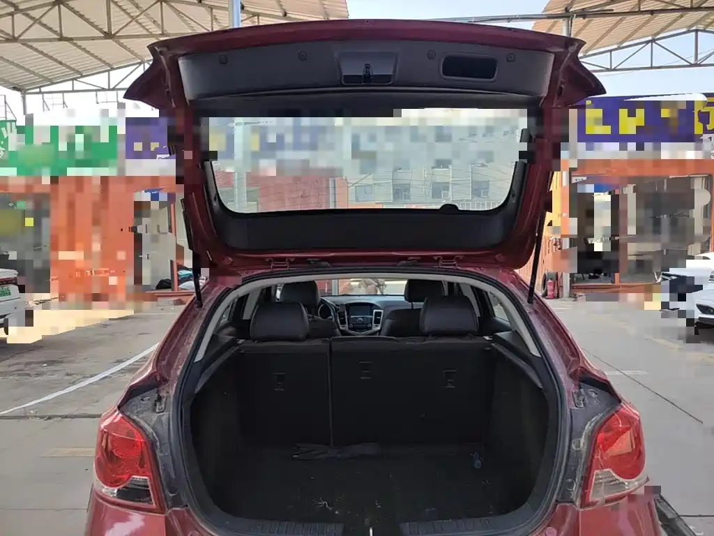 Chevrolet Cruze — миниатюра 19