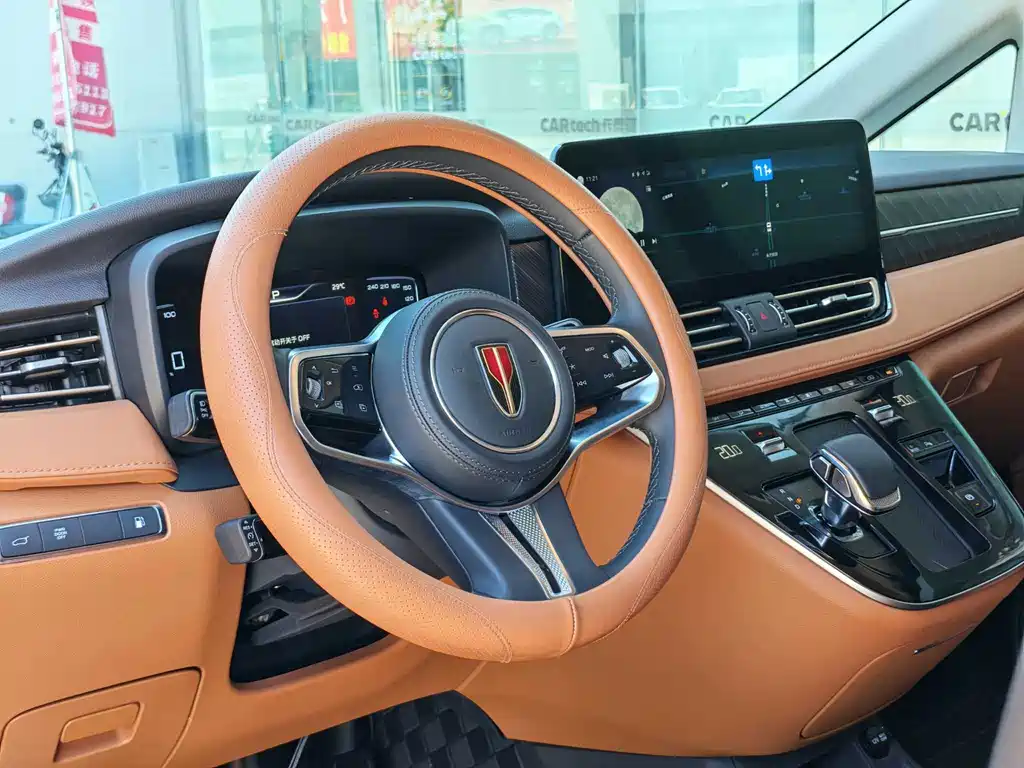Hongqi Hongqi HQ9 PHEV — миниатюра 6