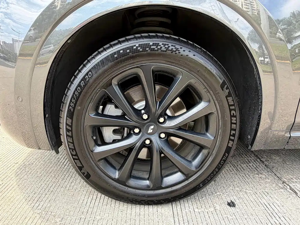 Li Auto Li ONE — миниатюра 25