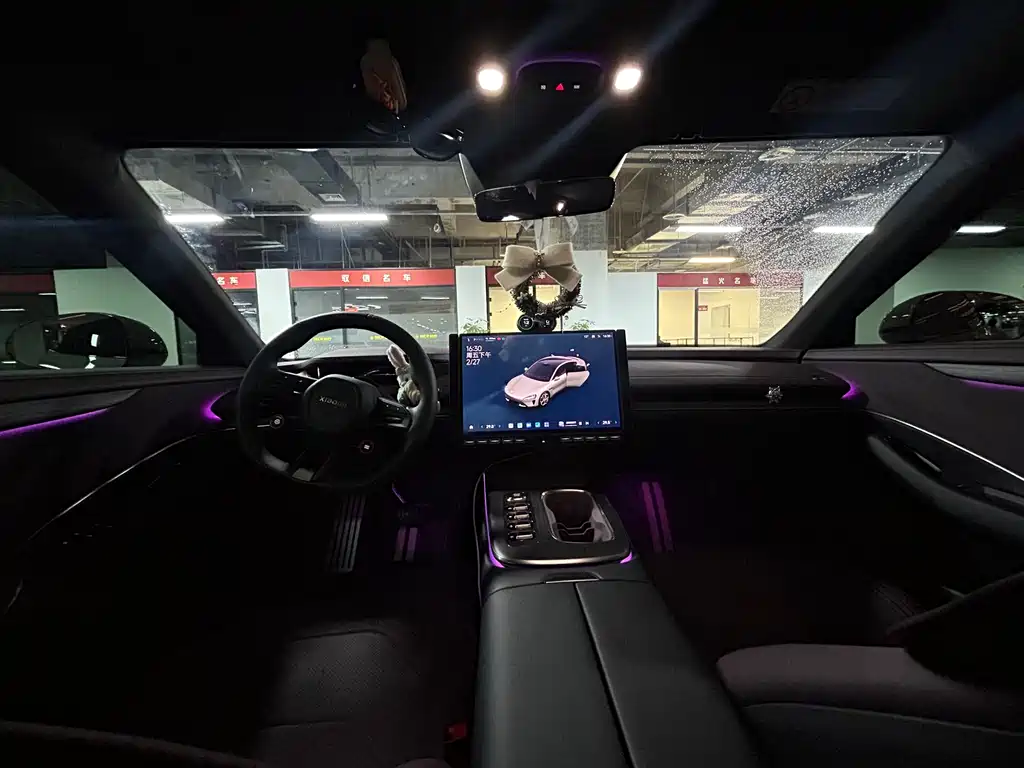 XIAOMI CAR XIAOMI SU7