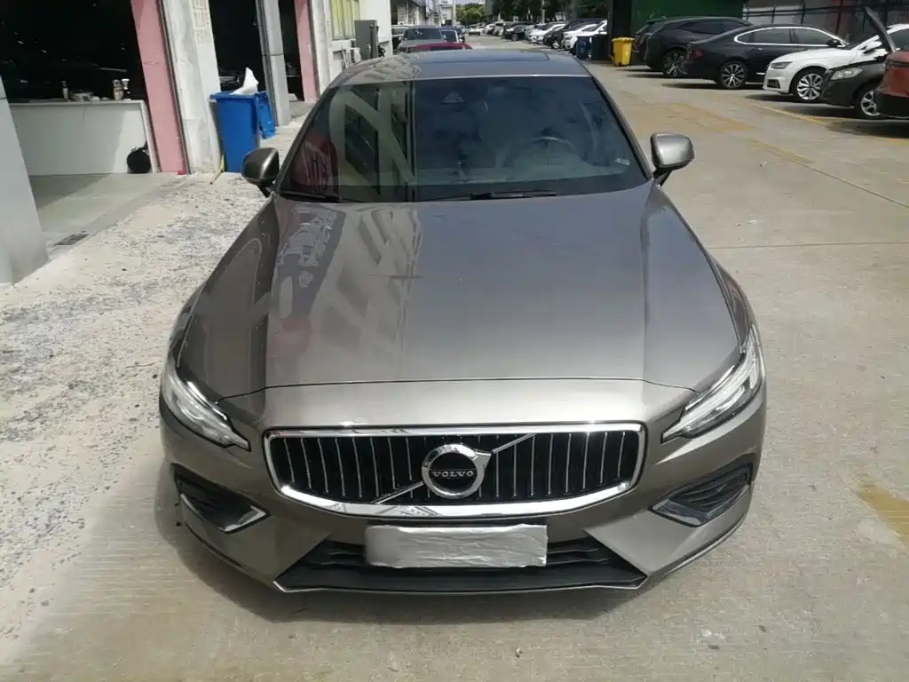 Volvo S60 — миниатюра 3