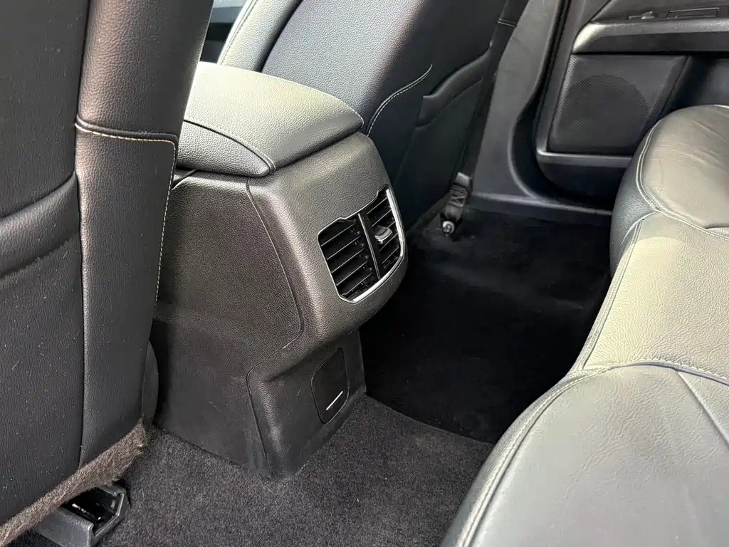 Ford Mondeo — миниатюра 12