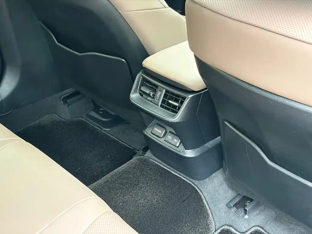 Lexus ES — миниатюра 14