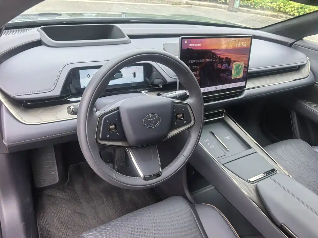 Toyota bZ7 — миниатюра 13