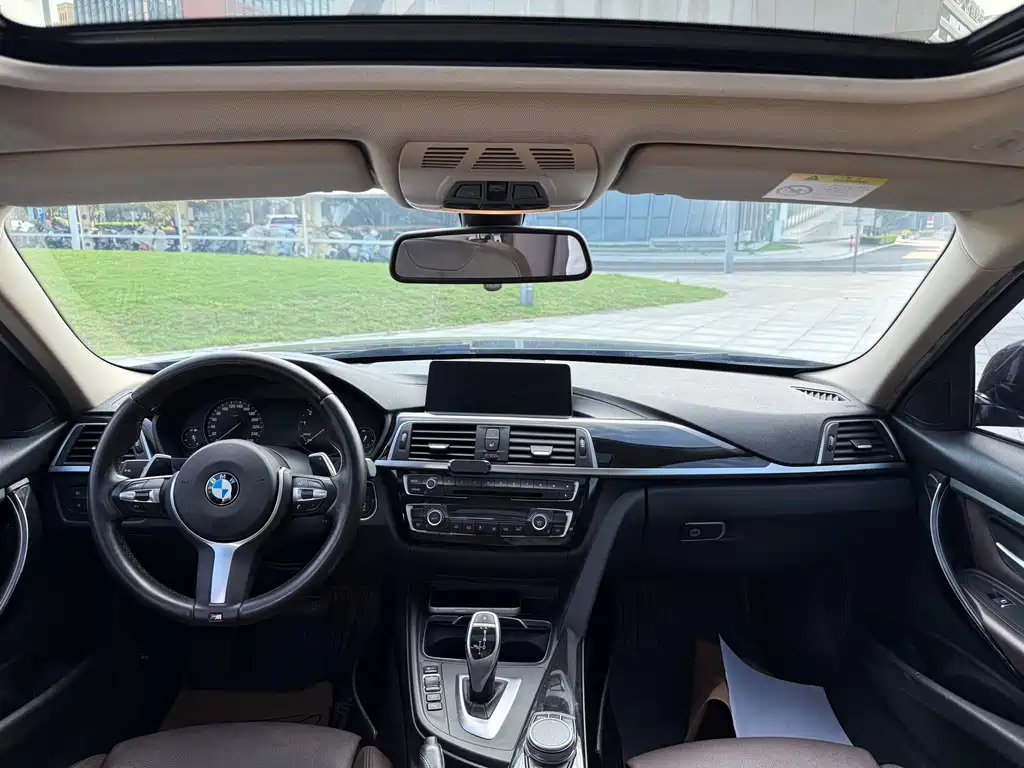 BMW 3 Series — миниатюра 11