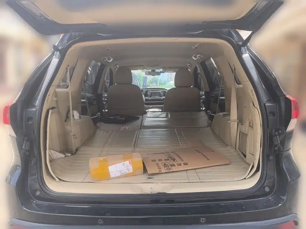 Toyota Highlander — миниатюра 15