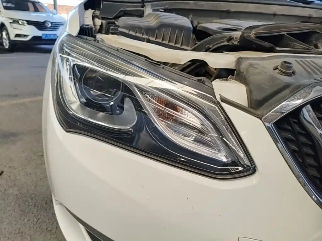 Buick Excelle — миниатюра 11