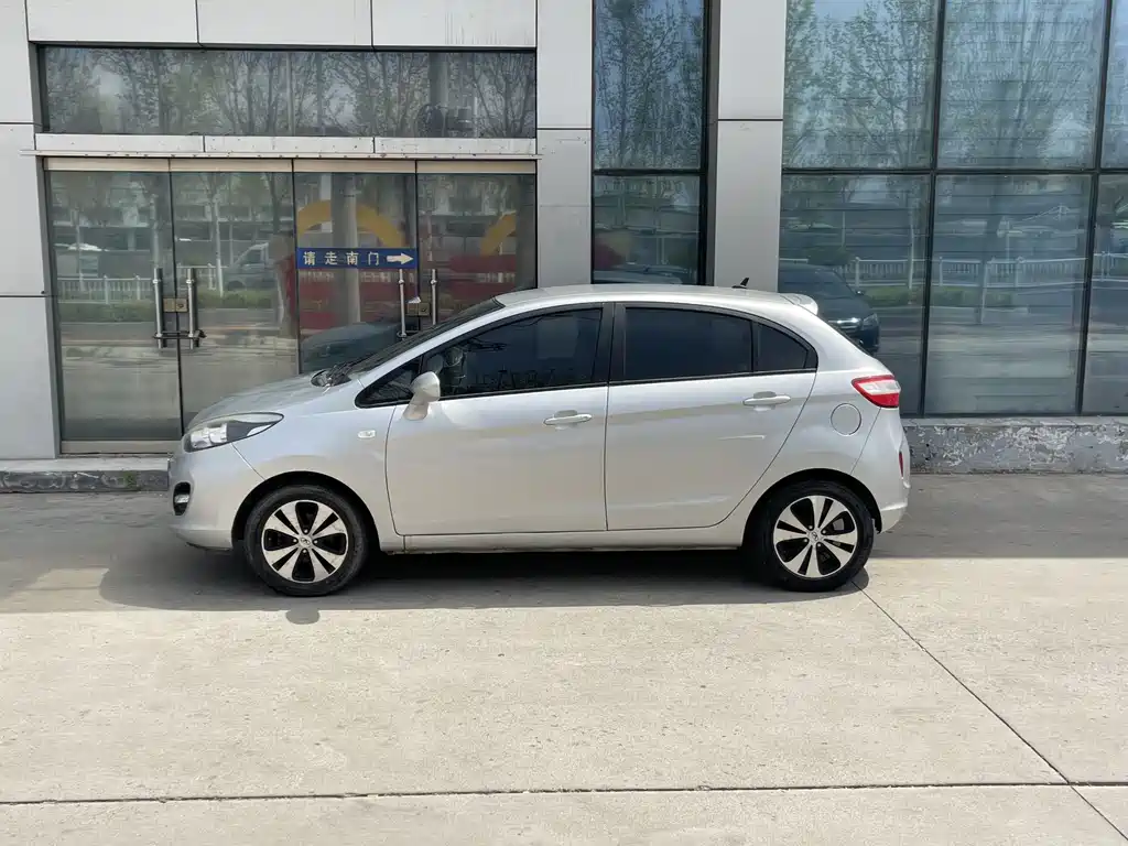 Kaiyi C3R 2015 1.5L MT