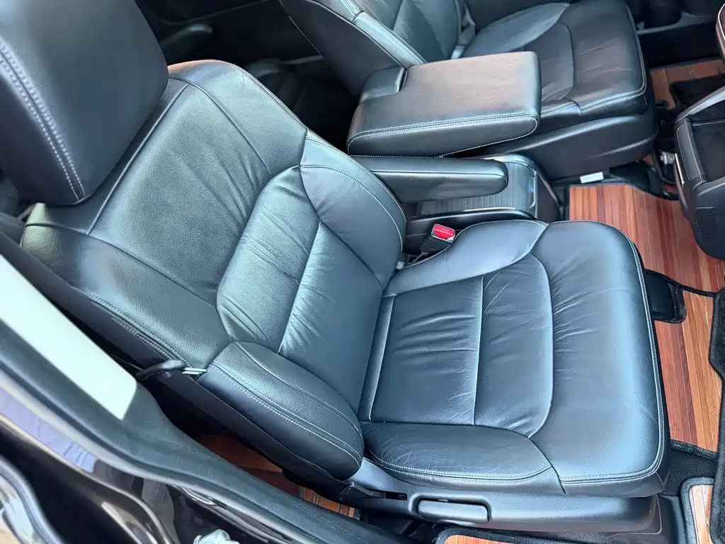 Honda Elysion — миниатюра 18