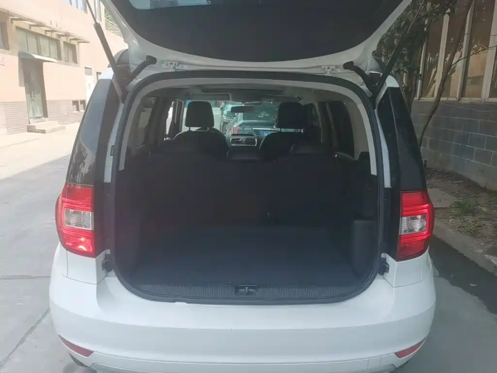 Skoda Yeti — миниатюра 19