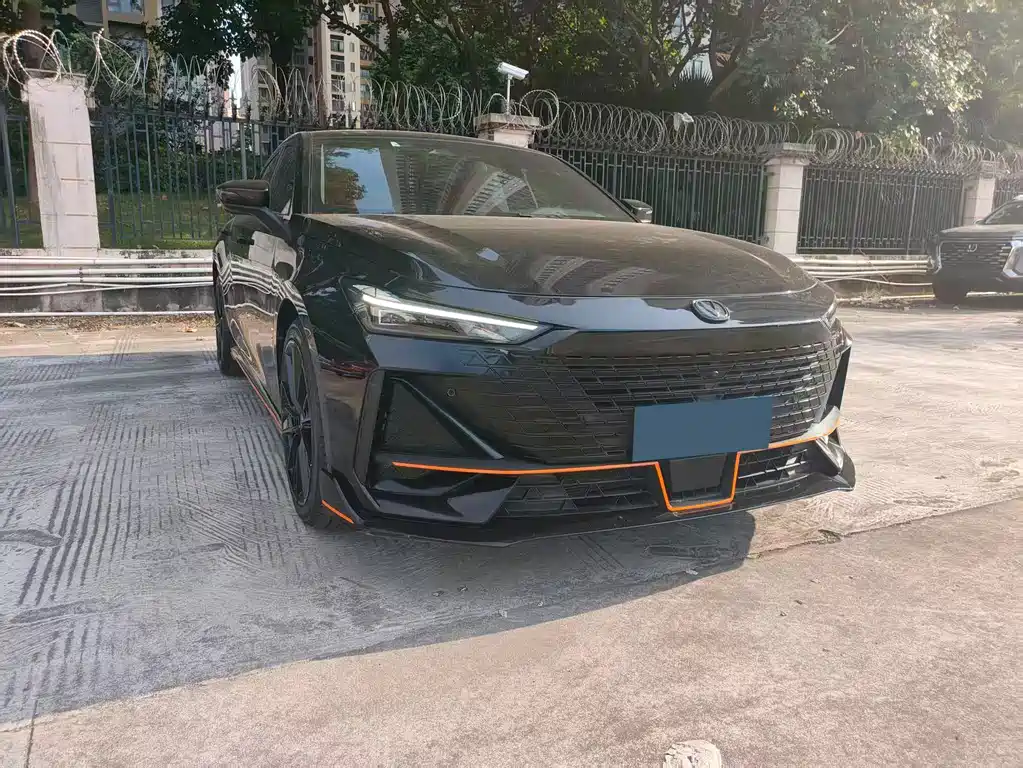 Changan UNI-V — миниатюра 3