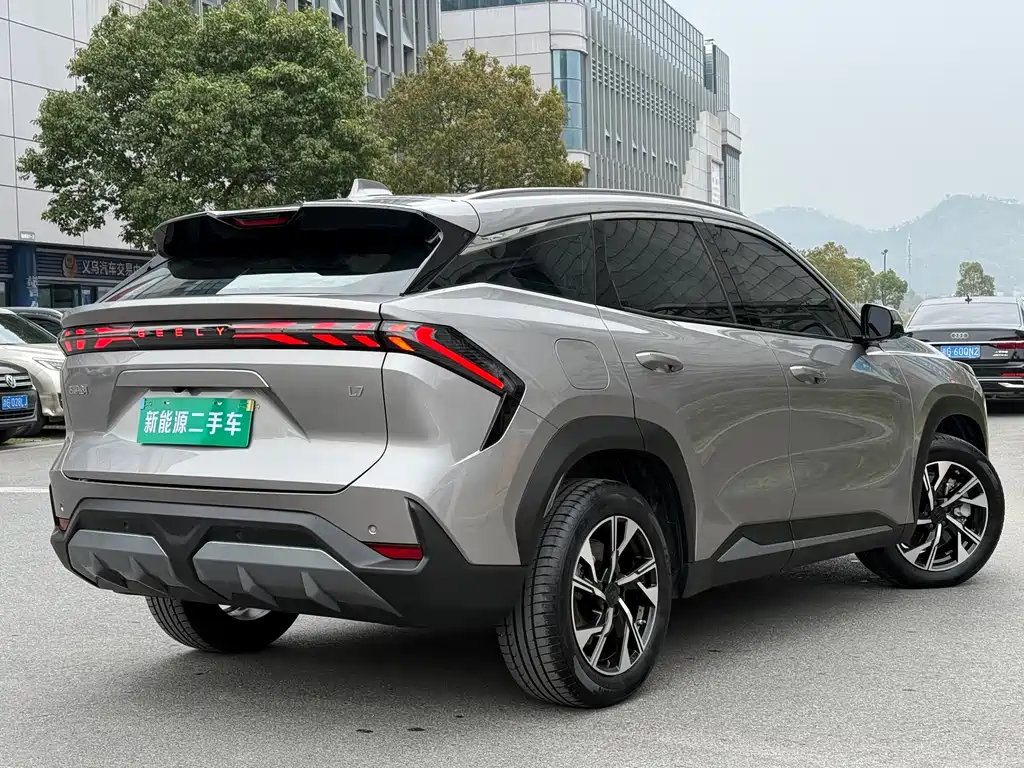 GEELY GALAXY GALAXY L7