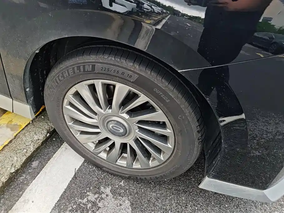 GAC M8