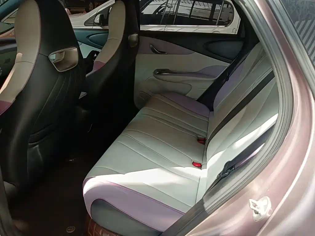 BYD Dolphin — миниатюра 17