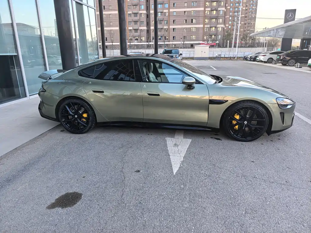 XIAOMI CAR XIAOMI SU7