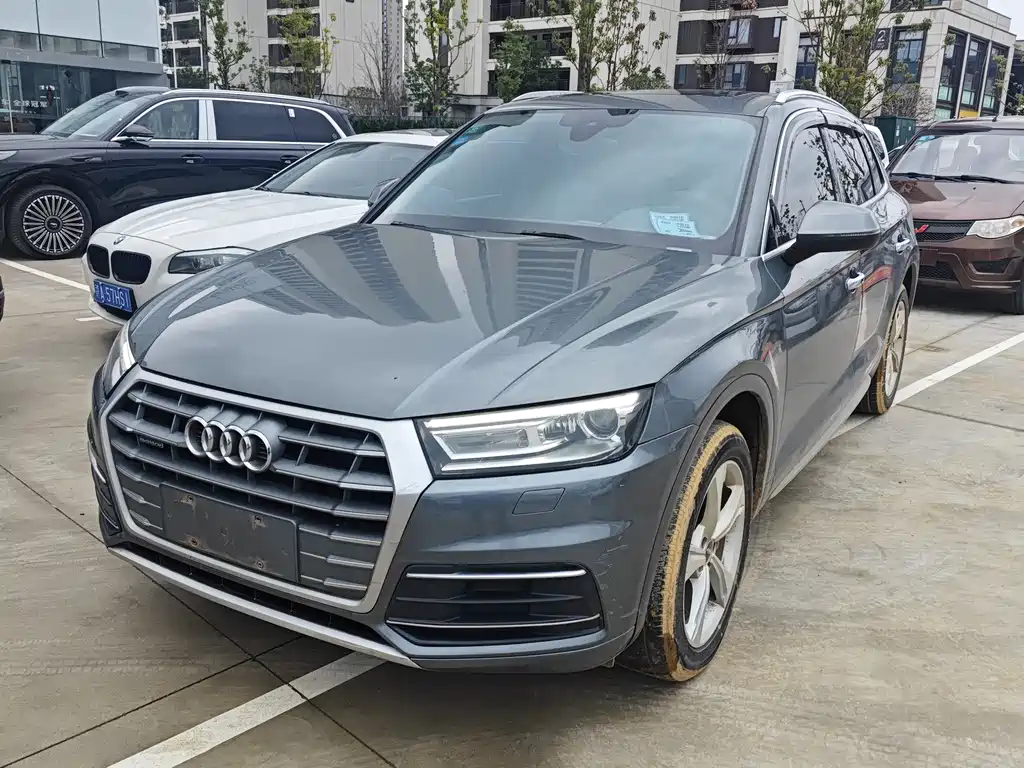 Audi Q5L 2019