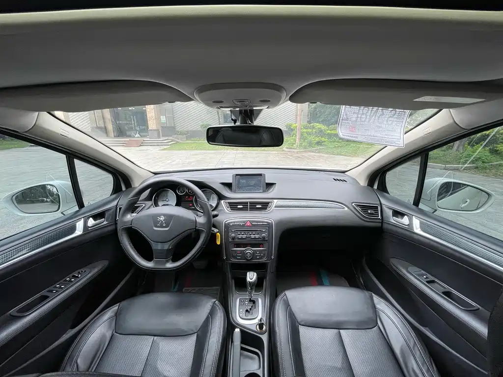 Peugeot 308 — миниатюра 5