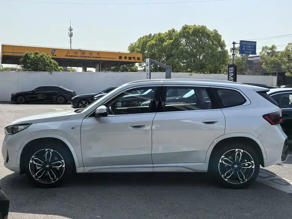 BMW X1 2025 sDrive25Li M Sport