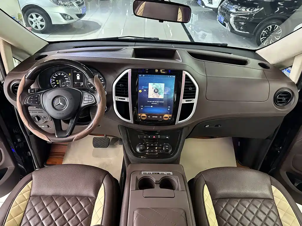 Mercedes-Benz Vito 2018 2.0T Elite 7 мест VI