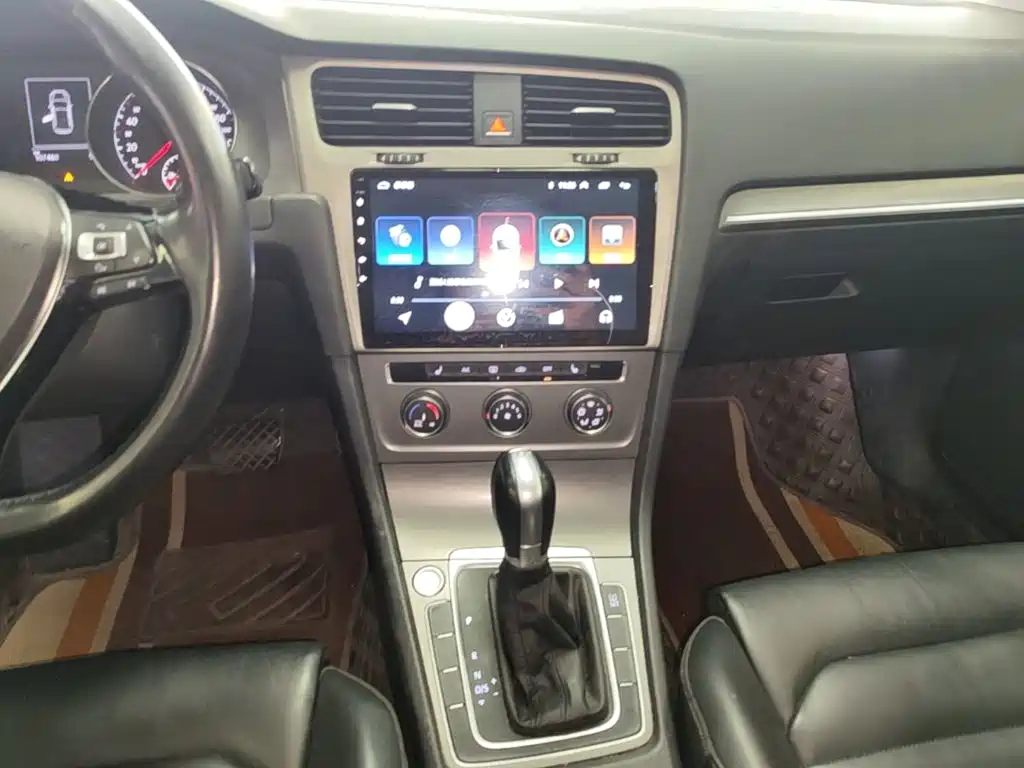 Volkswagen Golf — миниатюра 13