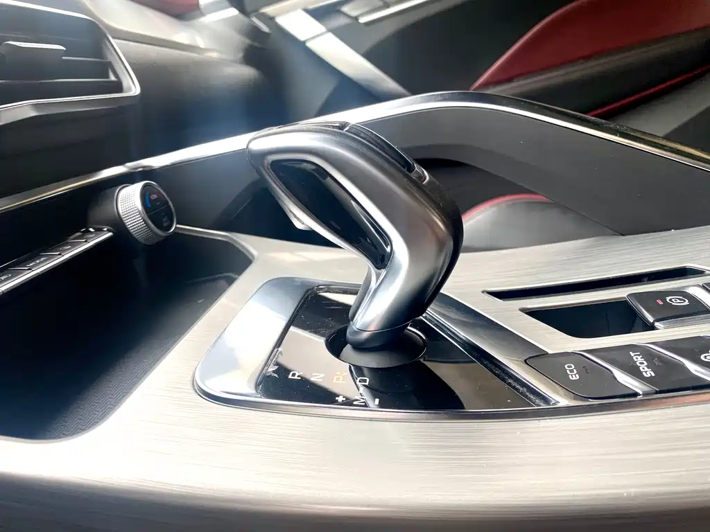 GEELY AUTOMOBILE BINYUE