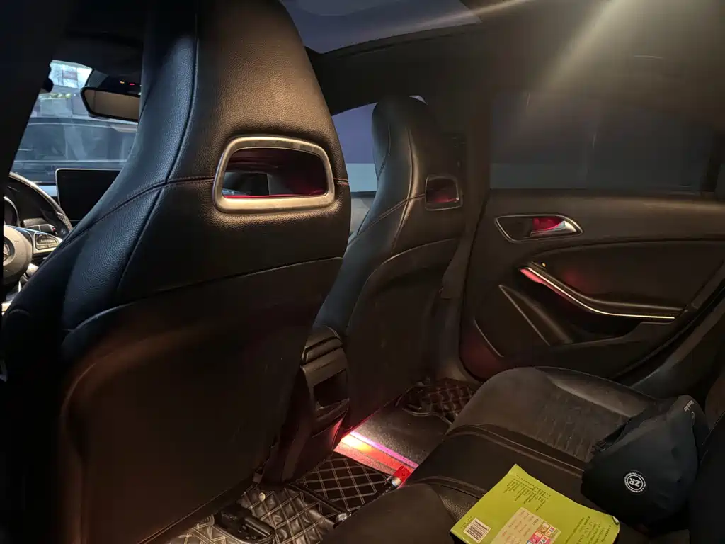 Mercedes-Benz CLA (Import) — миниатюра 5