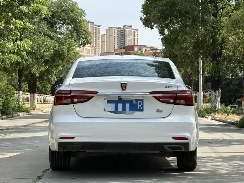 Roewe i6 Classic — миниатюра 8
