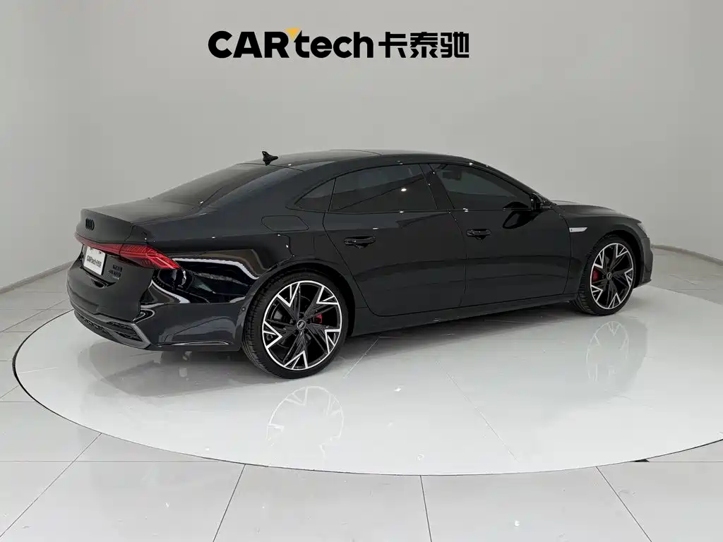 Audi A7L — миниатюра 5