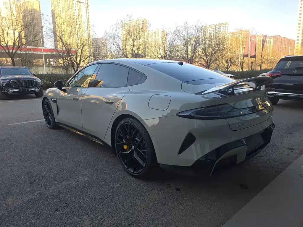 XIAOMI CAR XIAOMI SU7