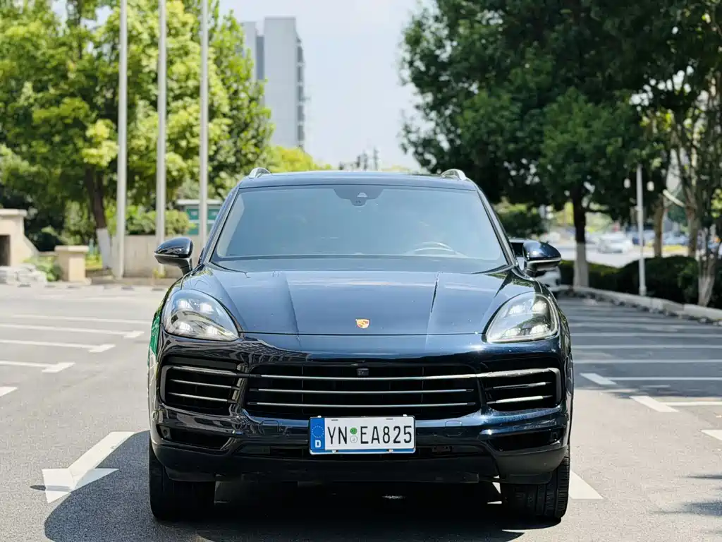 Porsche Cayenne — миниатюра 2