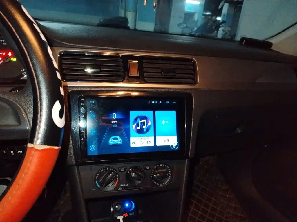 Skoda Rapid Spaceback — миниатюра 9