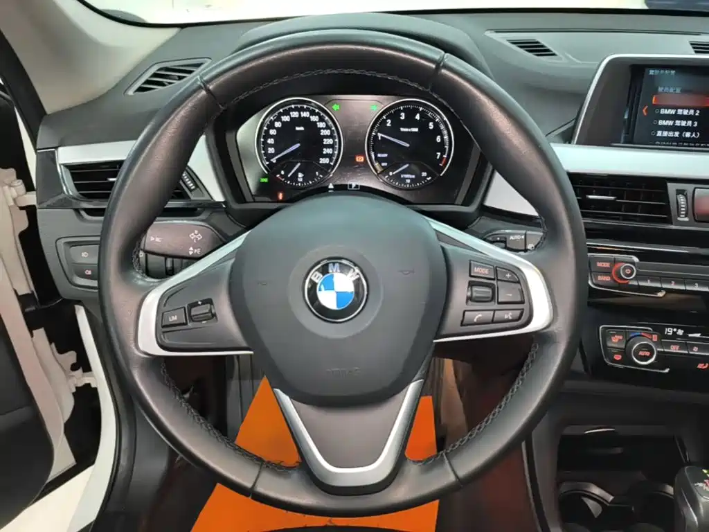BMW X1 — миниатюра 11