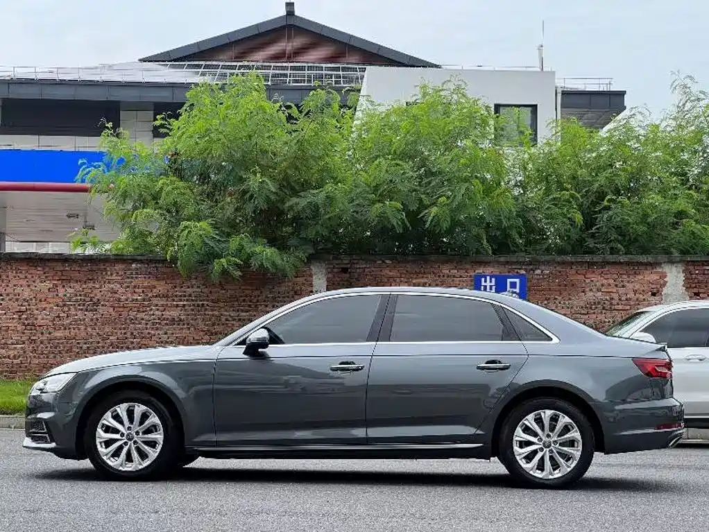 Audi A4L — миниатюра 9