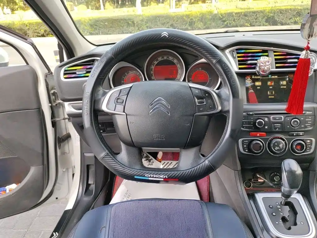 Citroen C4L — миниатюра 3