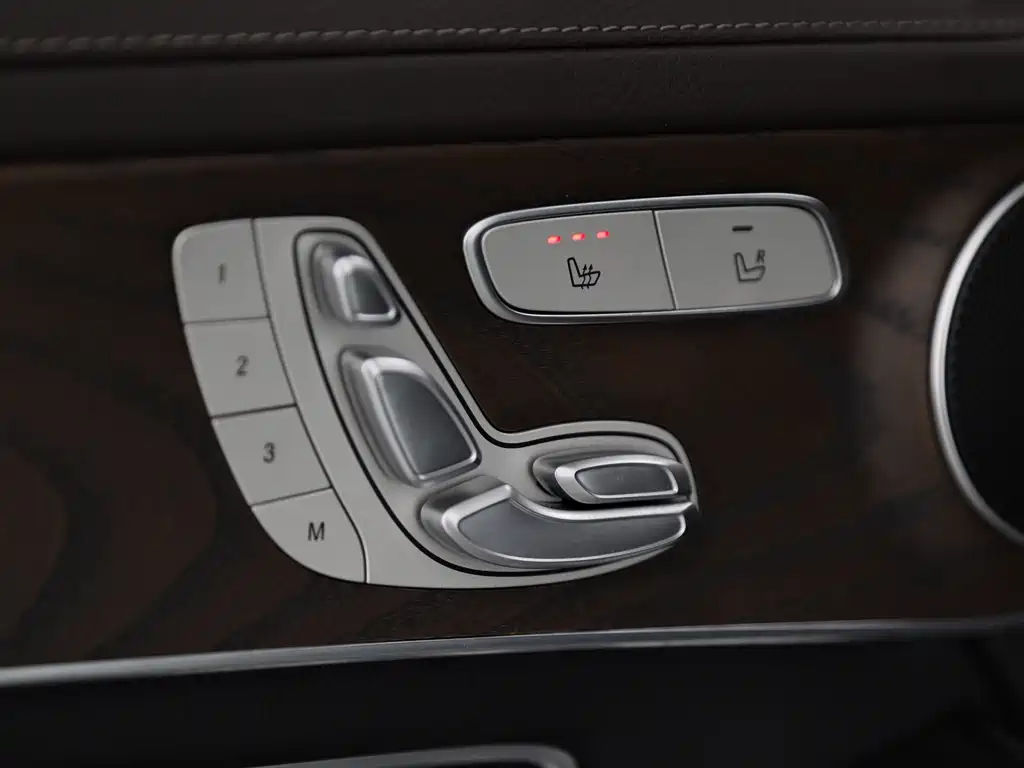 Mercedes-Benz GLC 2022 GLC 260 L 4MATIC Luxury