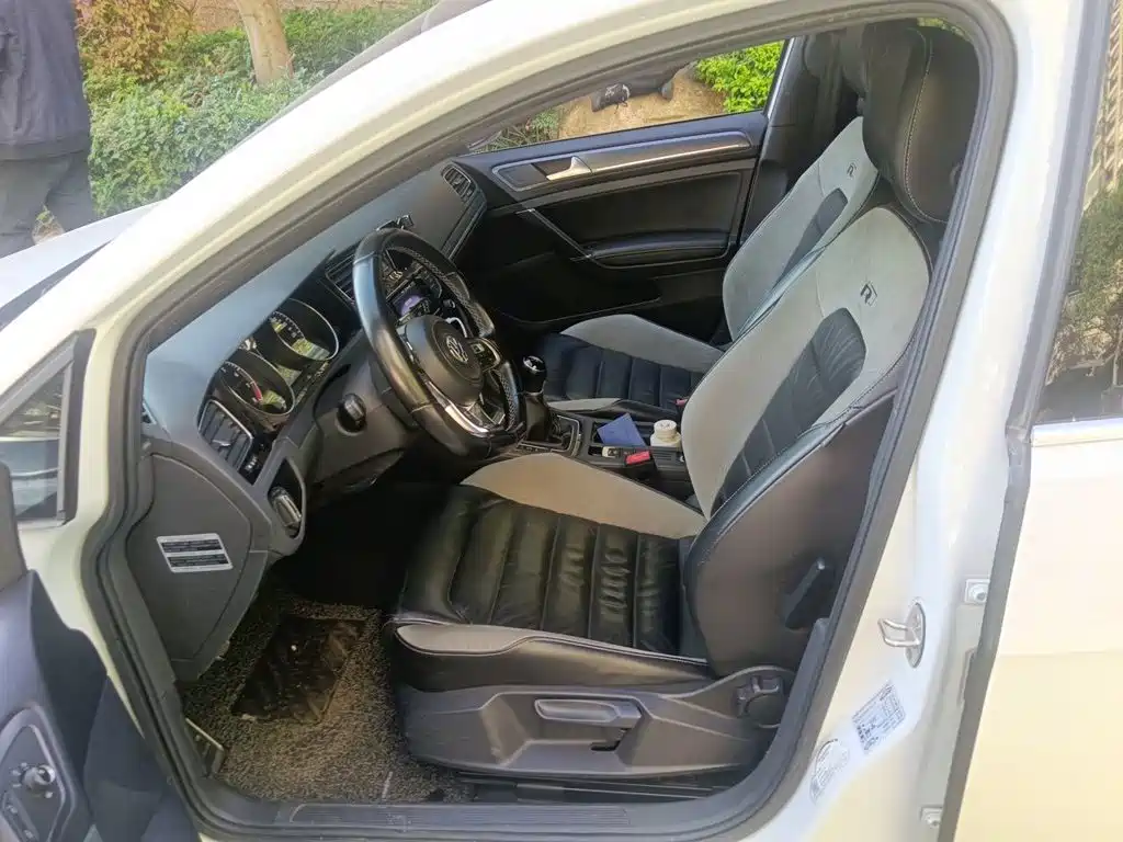 Volkswagen Golf — миниатюра 16