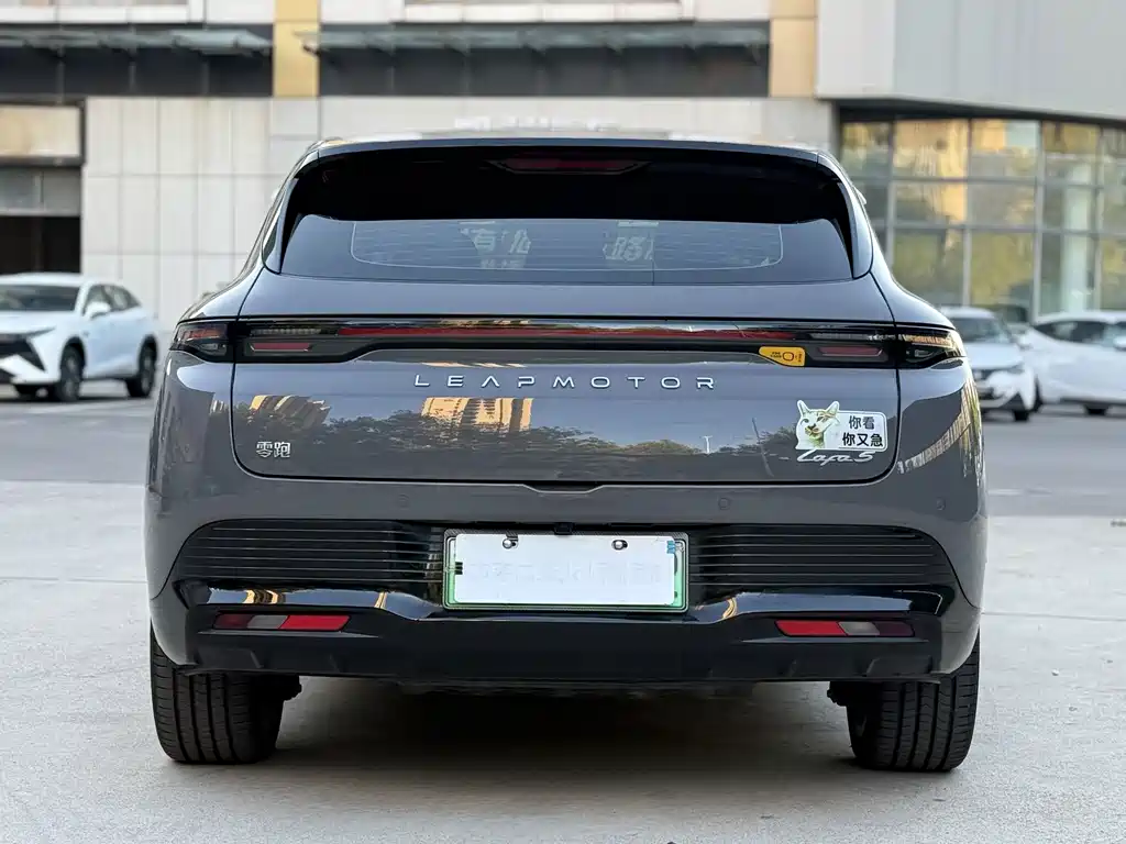 Leapmotor Leapmotor Lafa5 — миниатюра 9