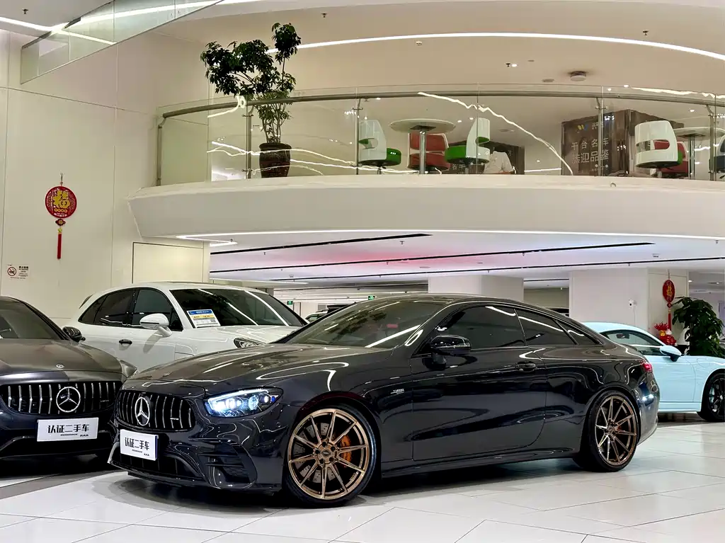 MERCEDES-BENZ E CLASS AMG