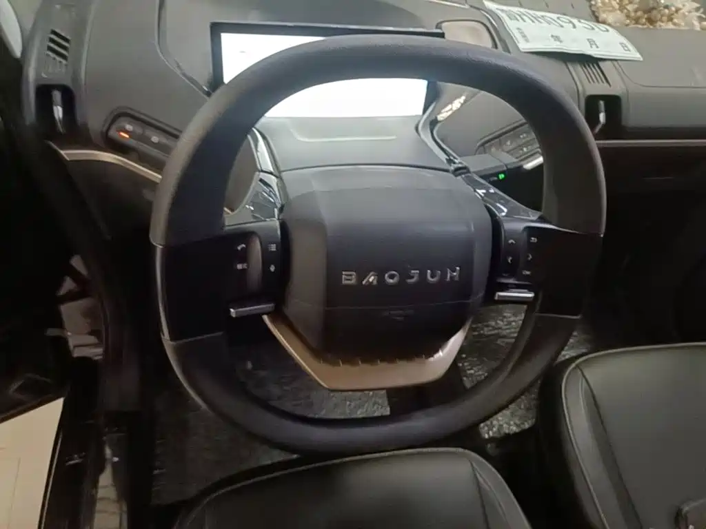 Baojun KiWi EV — миниатюра 11