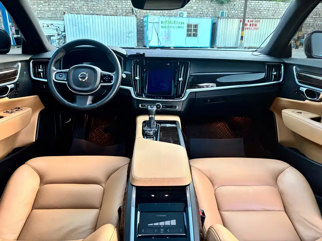 Volvo S90 — миниатюра 12