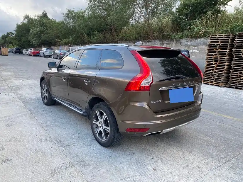 Volvo XC60 (Import) — миниатюра 9