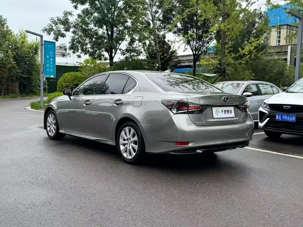 Lexus GS — миниатюра 17