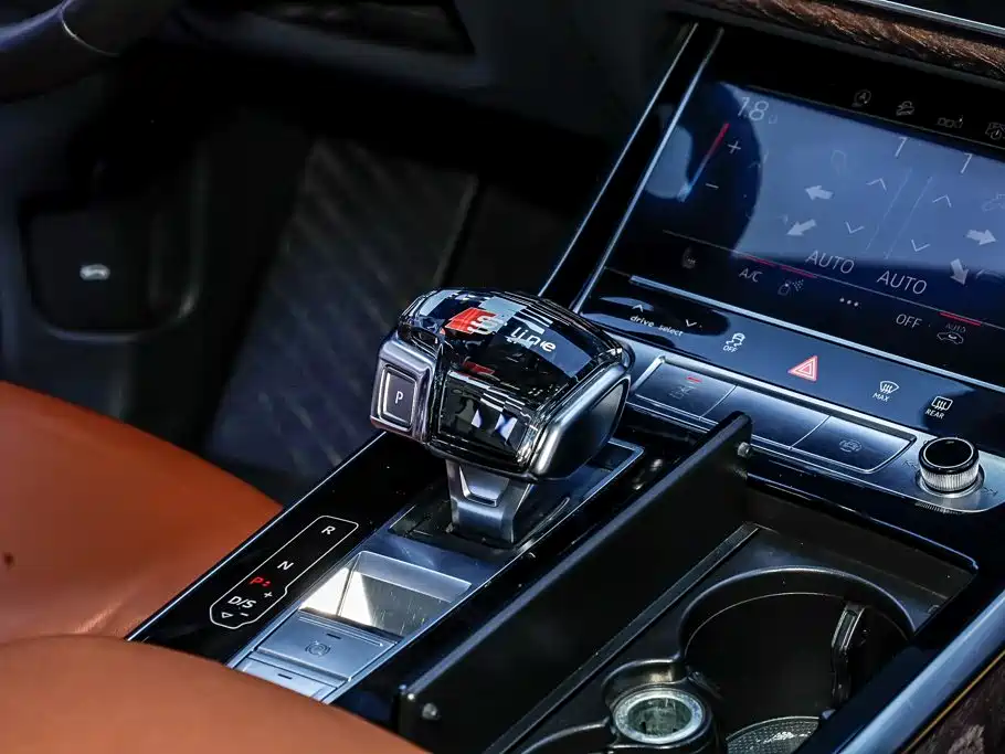 Audi Q7 — миниатюра 30