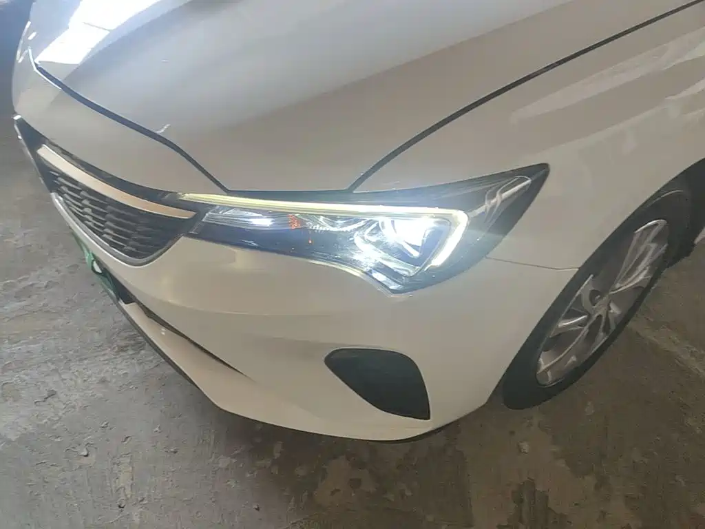 Buick Verano — миниатюра 24