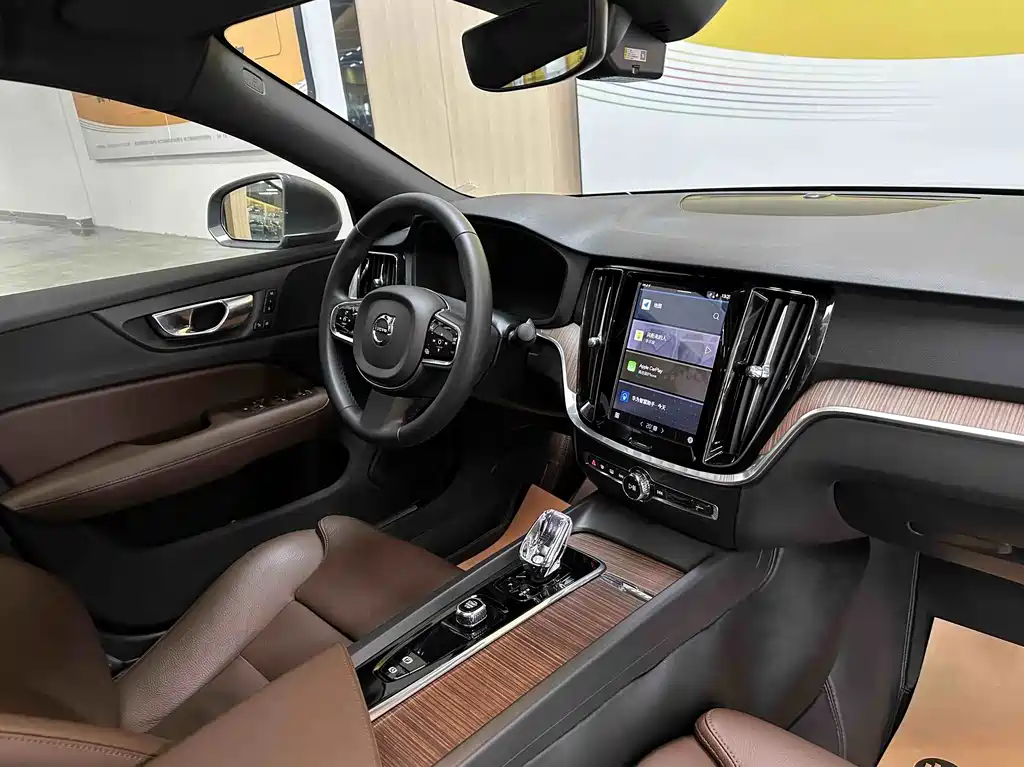 Volvo S60 — миниатюра 9