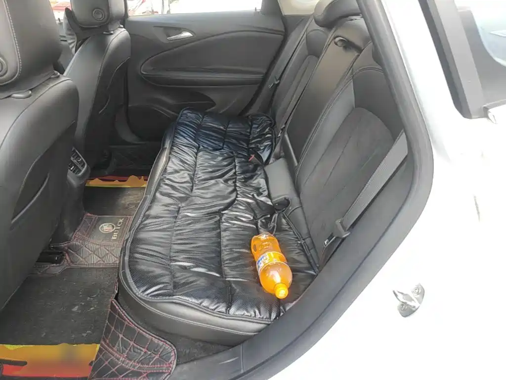 Buick Verano — миниатюра 17