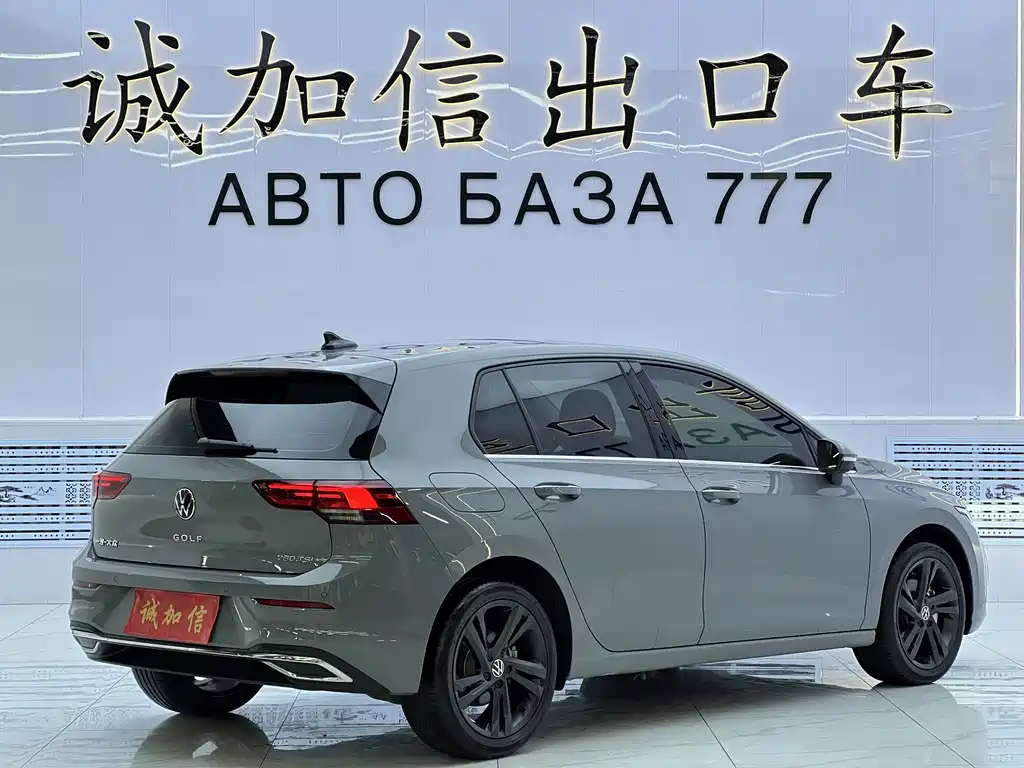 Volkswagen Golf — миниатюра 6
