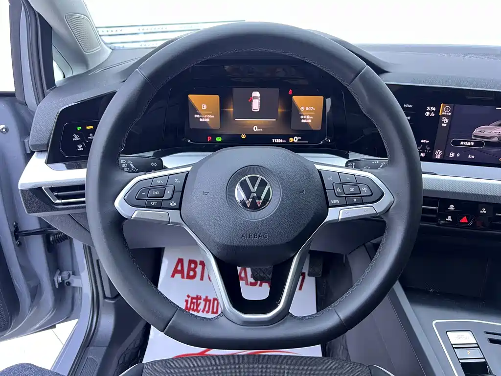 Volkswagen Golf — миниатюра 10